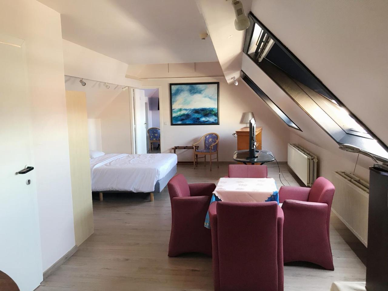 Hotel Claridge Blankenberge Esterno foto